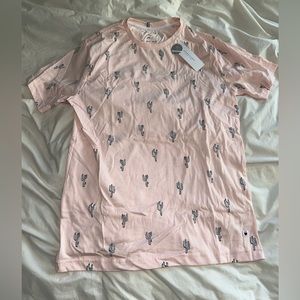 Men’s Denim & Flower size medium tshirt brand new with tags